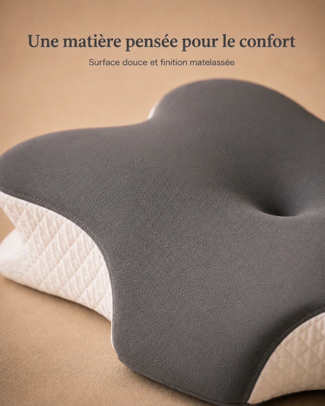 Détail de la finition matelassée de la housse du coussin cervical Denua.